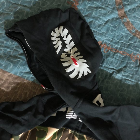BAPE X Puma ABC Camo Shark Hoodie - Picture 4 of 10